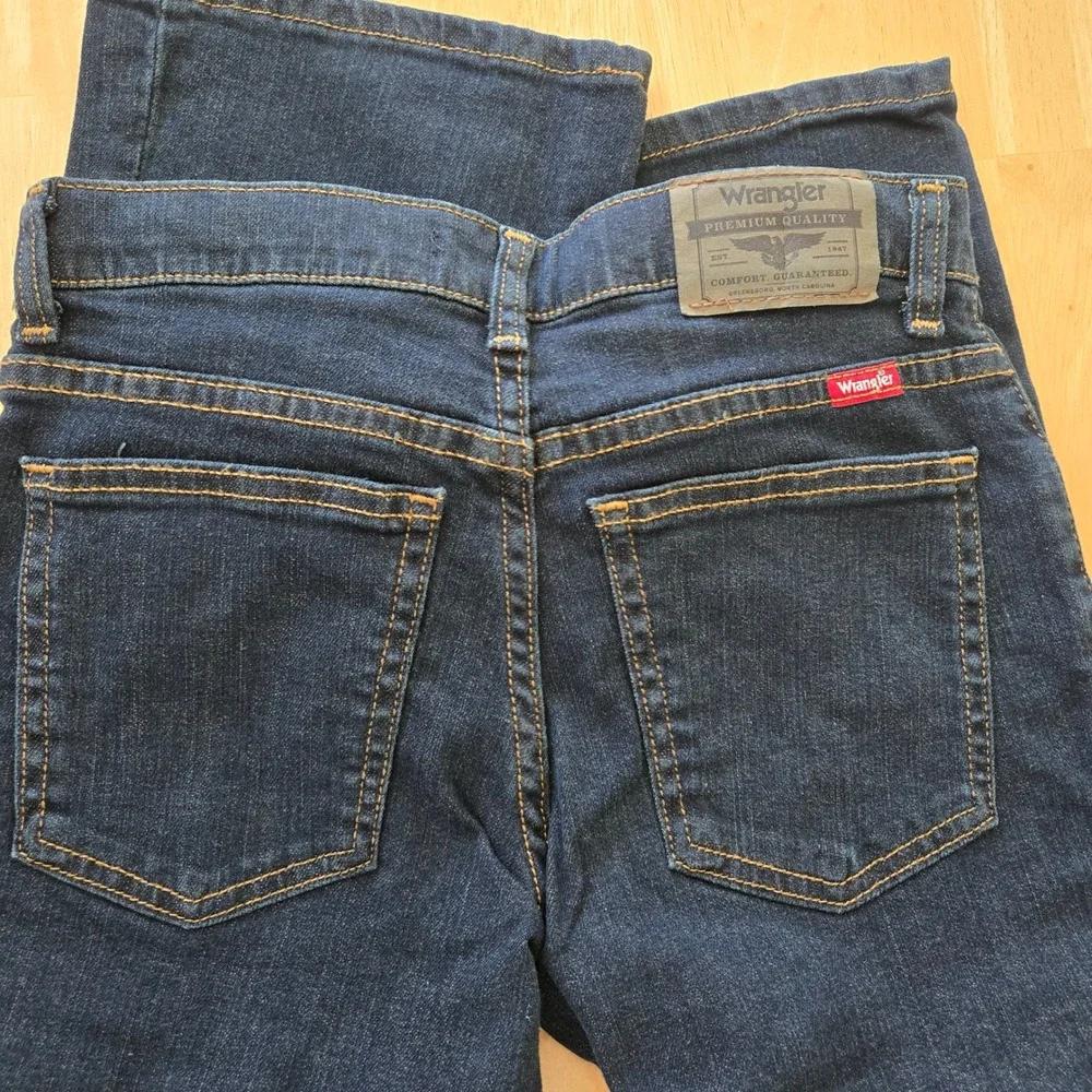 Wrangler Boys Five Star Bootcut Jeans – Dark Wash – Size 10 Husky